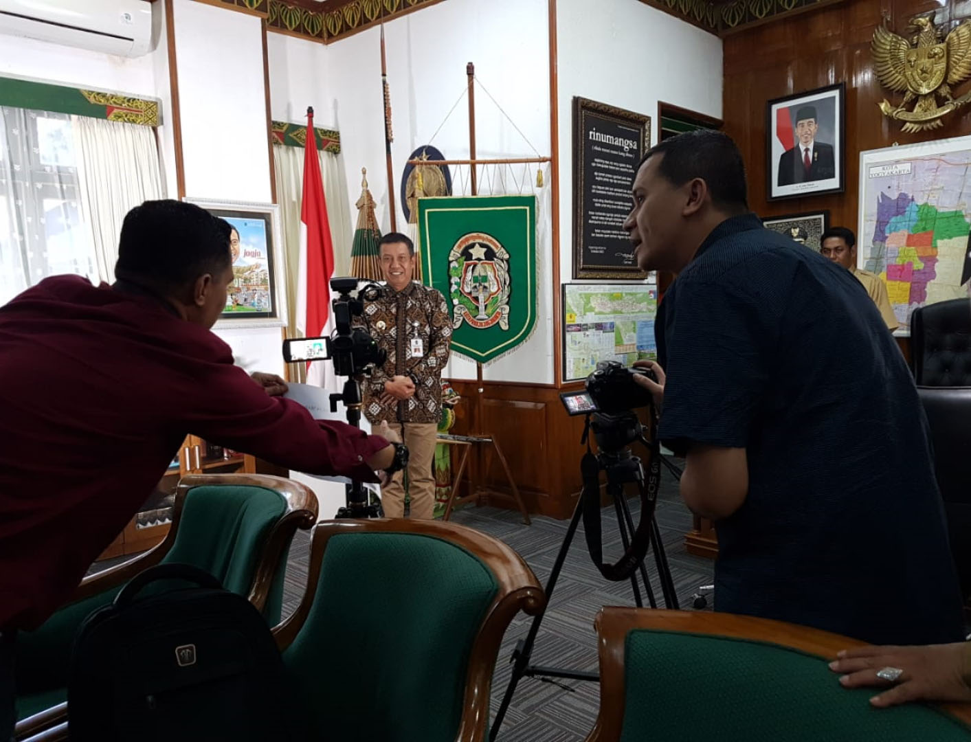 Proses pengambilan gambar bersama Walikota Yogyakarta untuk ILM