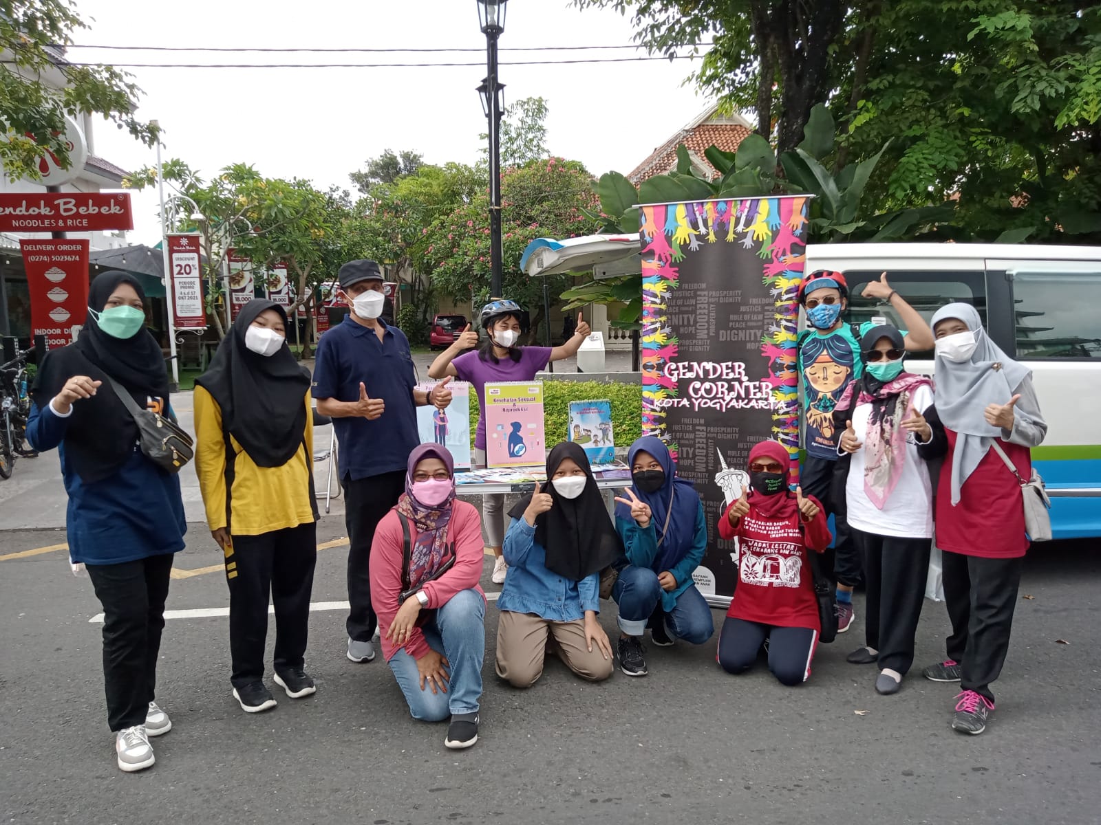 Kampanye Perlindungan Anak pada Car Free Day 2021