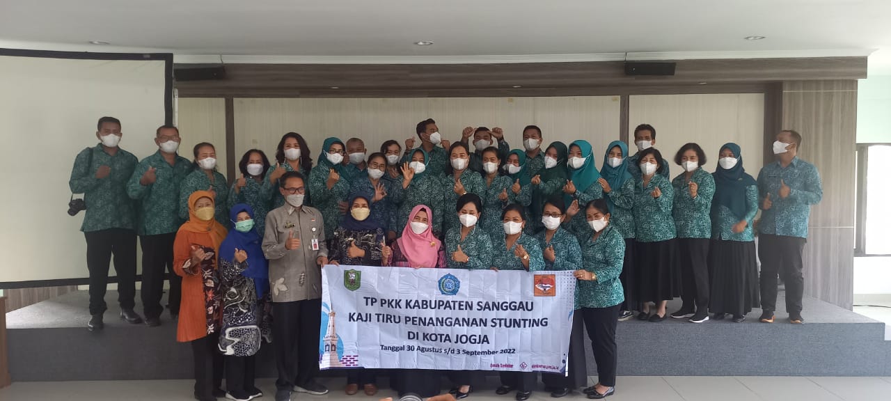 Kunjungan Tim Penggerak PKK Kabupaten Sanggau