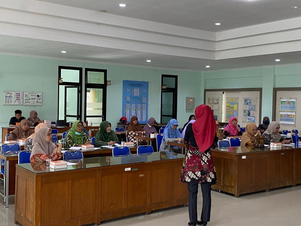 Pelatihan Lembaga Penyedia Layanan Pemberdayaan Perempuan (LPLPP) oleh DP3AP2KB Kota Yogyakarta